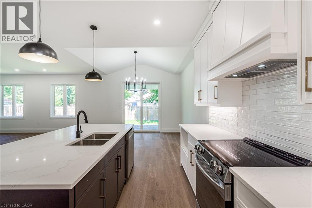 115 CHESLEY Street Unit# Main, Hamilton, Ontario, L9C3V9 — Photo 7