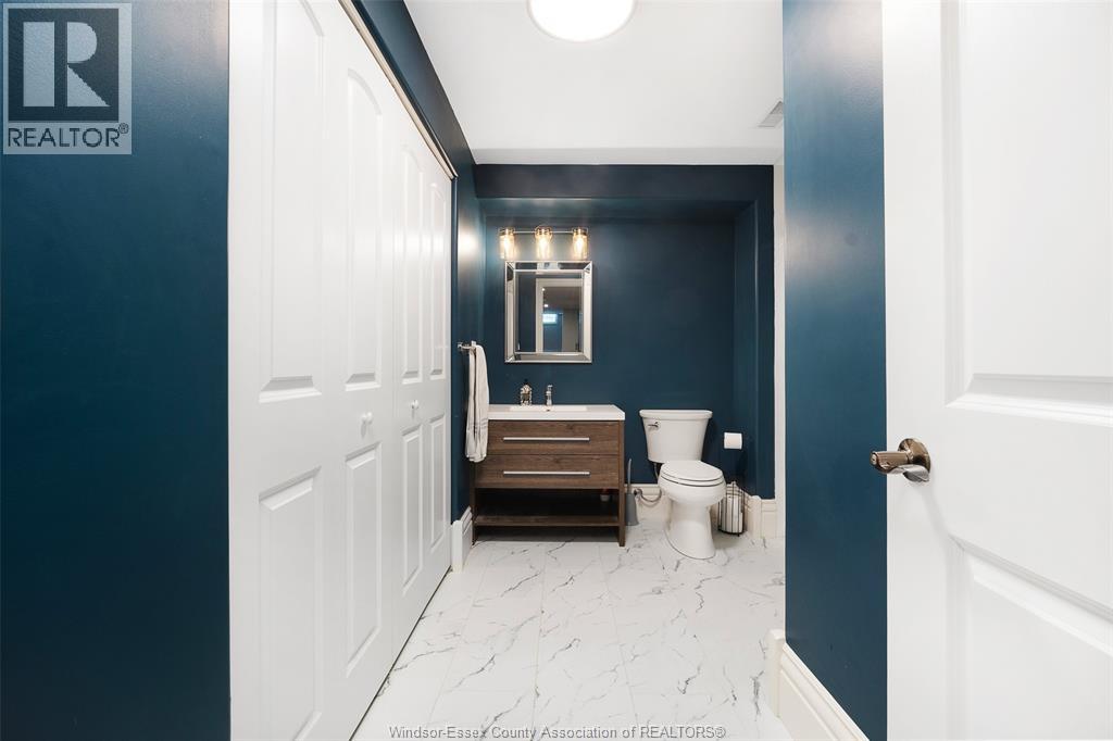 384 EVERGREEN DRIVE, Lakeshore, Ontario, N8L0X4 — Photo 16