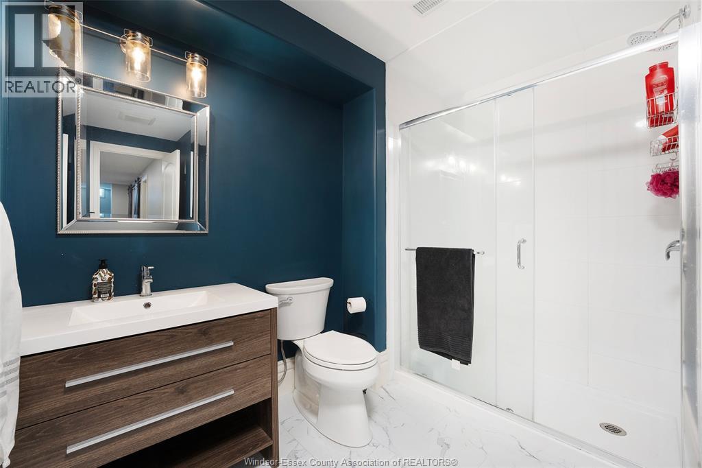 384 EVERGREEN DRIVE, Lakeshore, Ontario, N8L0X4 — Photo 17