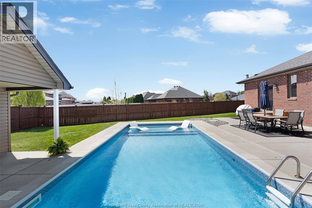 384 EVERGREEN DRIVE, Lakeshore, Ontario, N8L0X4 — Photo 22