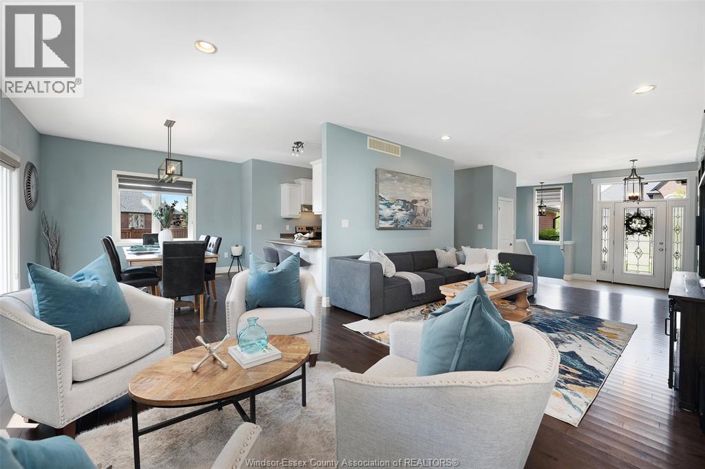 384 EVERGREEN DRIVE, Lakeshore, Ontario, N8L0X4 — Photo 5