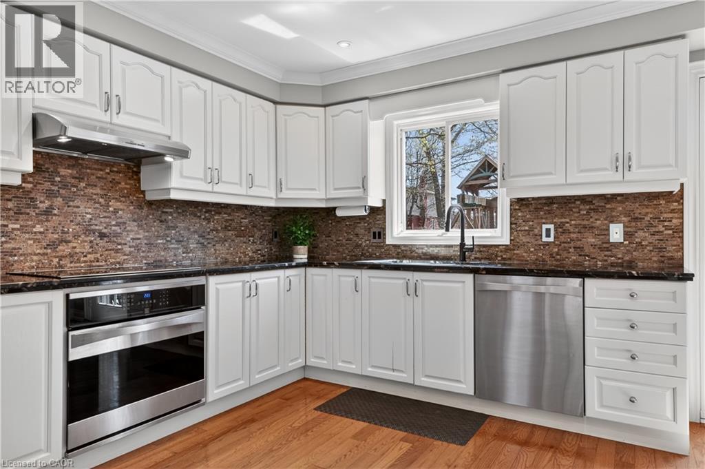 734 BRIGADOON Drive, Hamilton, Ontario, L9C7S2 — Photo 12