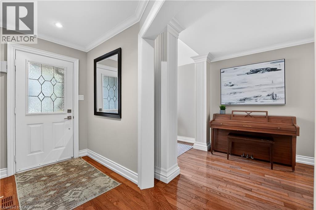 734 BRIGADOON Drive, Hamilton, Ontario, L9C7S2 — Photo 4