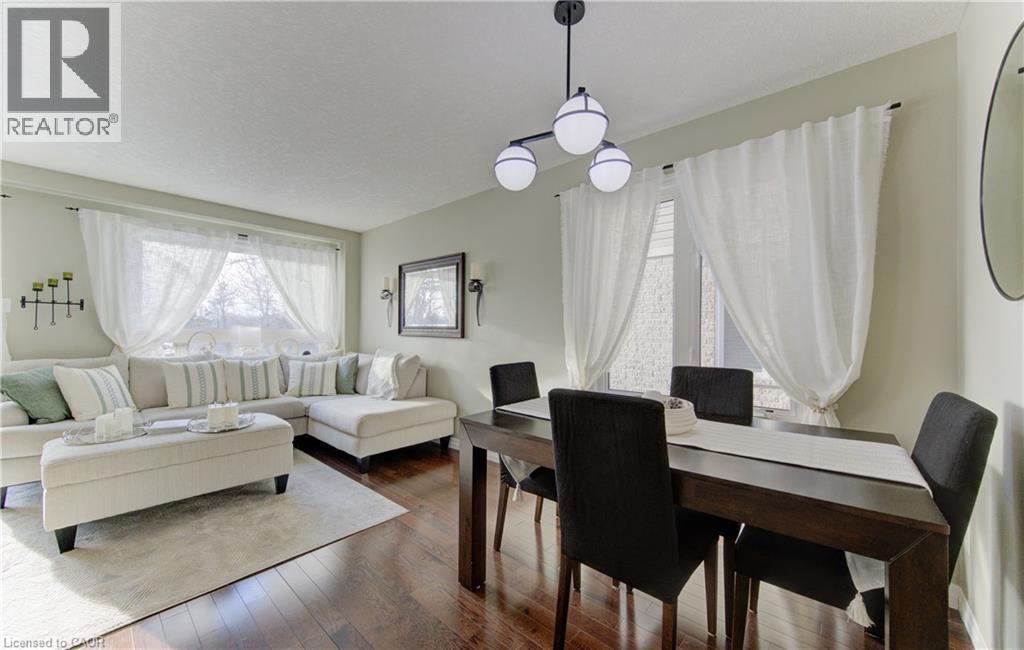 105 PINNACLE Drive Unit# 10, Kitchener, Ontario, N2P1B8 — Photo 12