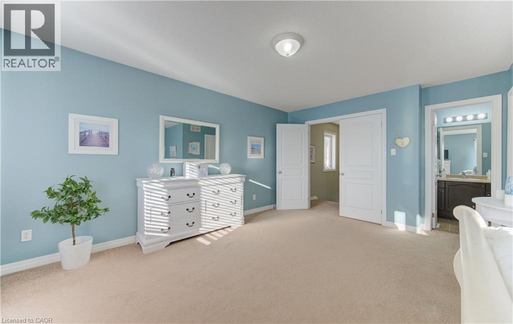 105 PINNACLE Drive Unit# 10, Kitchener, Ontario, N2P1B8 — Photo 23