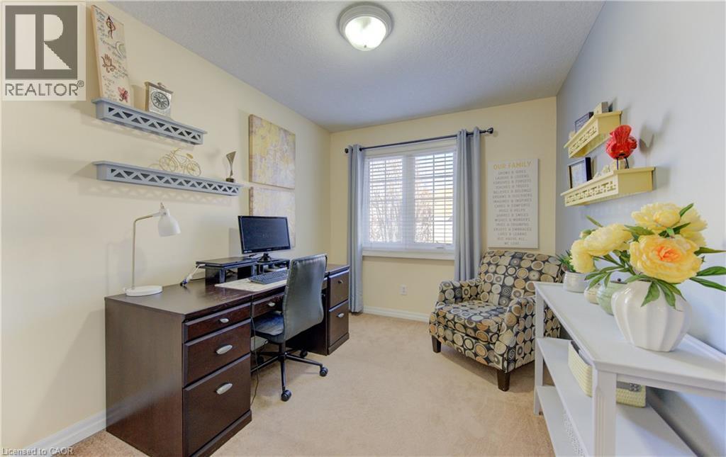 105 PINNACLE Drive Unit# 10, Kitchener, Ontario, N2P1B8 — Photo 26