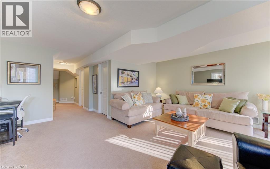 105 PINNACLE Drive Unit# 10, Kitchener, Ontario, N2P1B8 — Photo 33