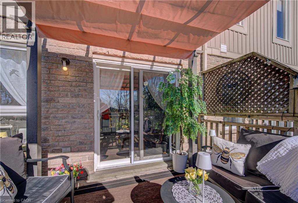 105 PINNACLE Drive Unit# 10, Kitchener, Ontario, N2P1B8 — Photo 37