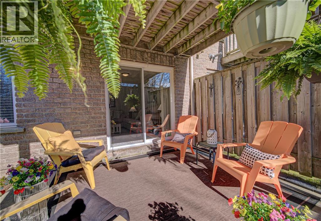 105 PINNACLE Drive Unit# 10, Kitchener, Ontario, N2P1B8 — Photo 41