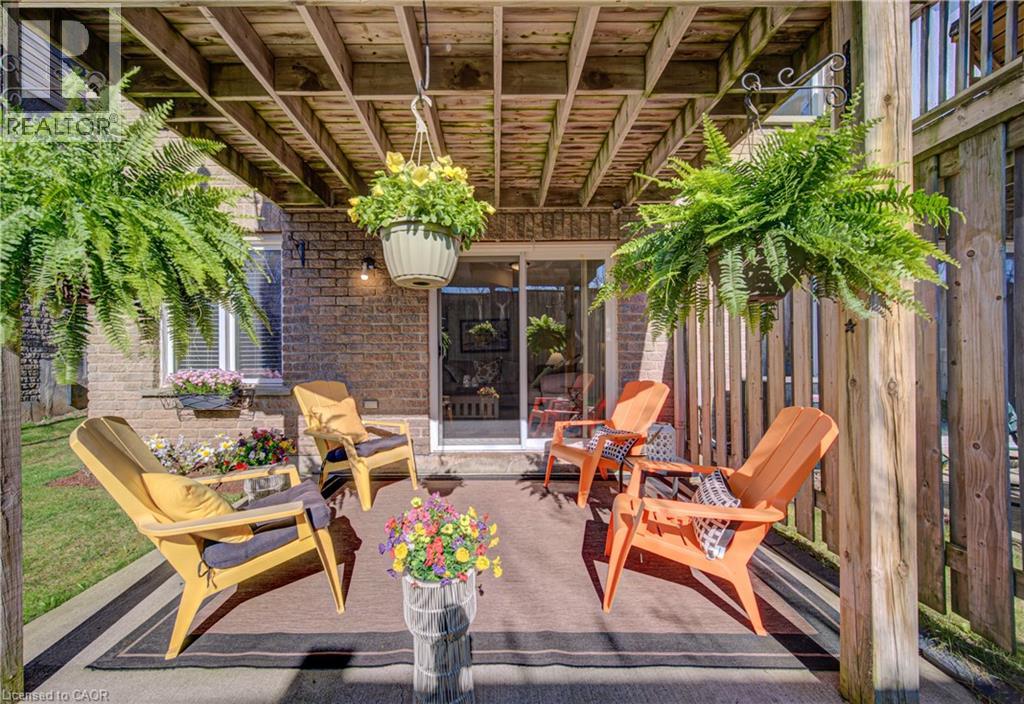 105 PINNACLE Drive Unit# 10, Kitchener, Ontario, N2P1B8 — Photo 42