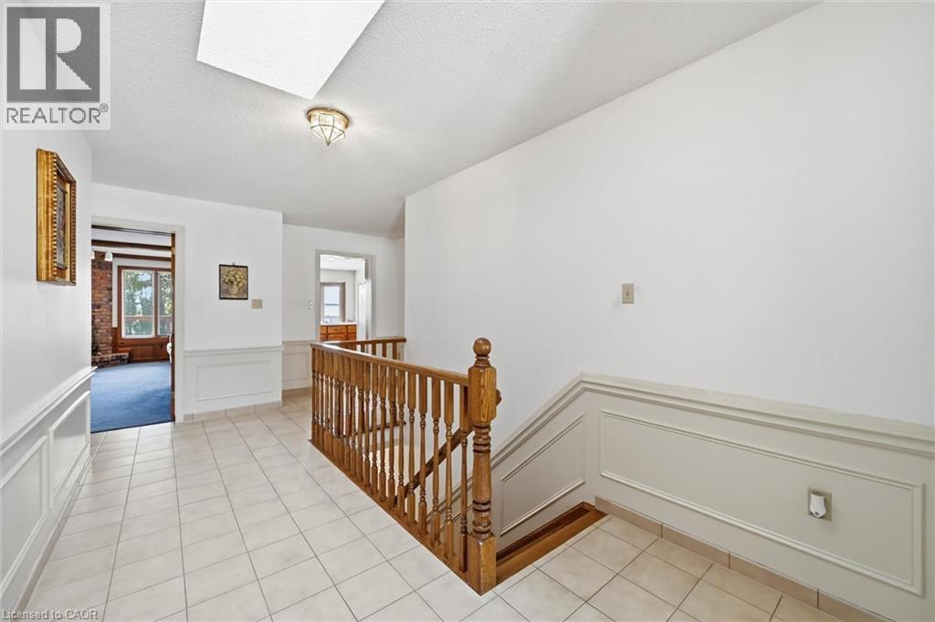 2018 BARLOW Crescent, Burlington, Ontario, L7P4N8 — Photo 30