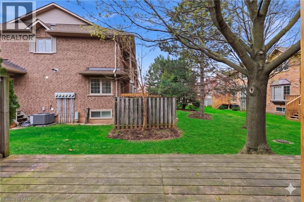 2880 HEADON FOREST Drive Unit# 10, Burlington, Ontario, L7M4H2 — Photo 29