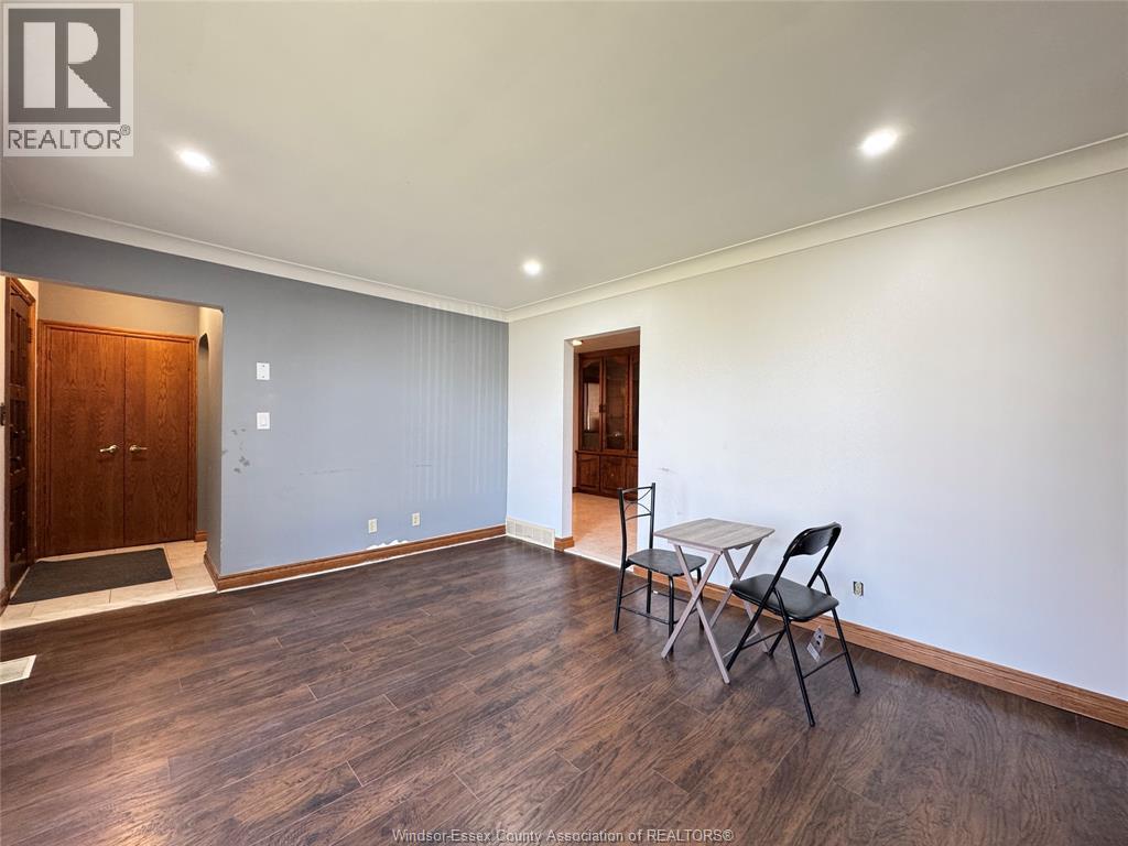 1595 SUN VALLEY, Windsor, Ontario, N9C3R1 — Photo 6