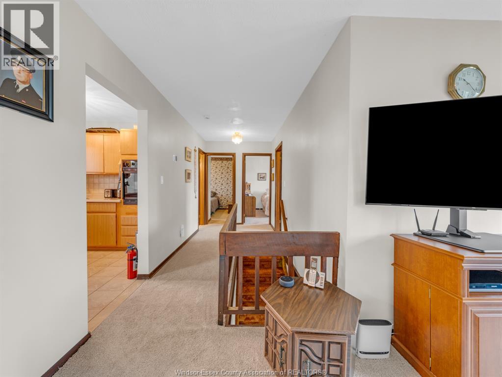 10705 LAMBETH, Windsor, Ontario, N8R1C8 — Photo 13