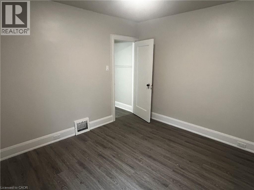 10 JUNKIN Street, St. Catharines, Ontario, L2R1N3 — Photo 14