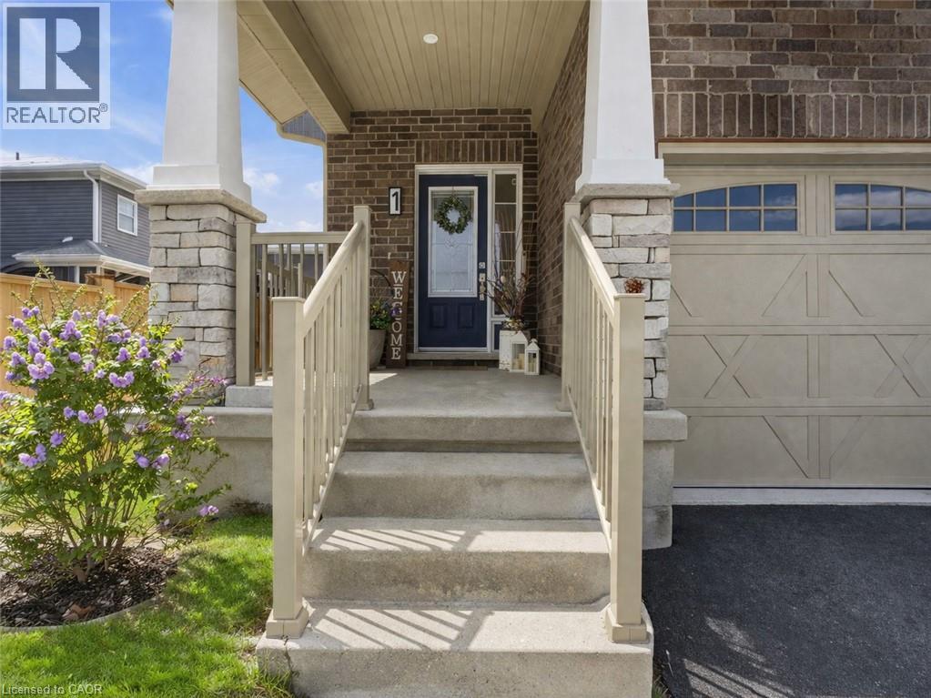 1 BAWCUTT Crescent, Paris, Ontario, N3L0G7 — Photo 2