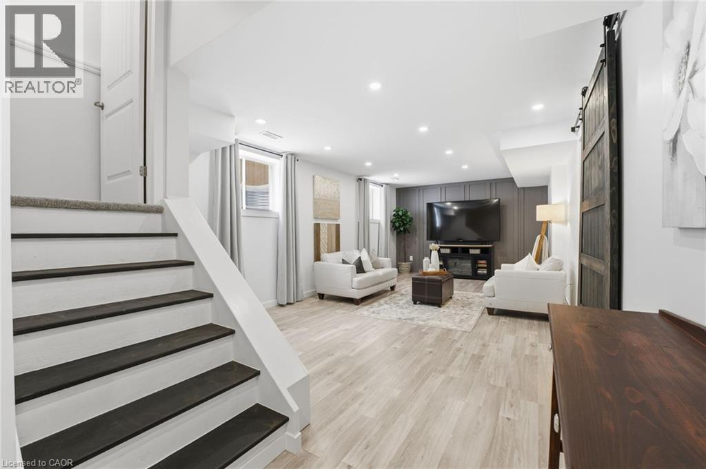 1 BAWCUTT Crescent, Paris, Ontario, N3L0G7 — Photo 26