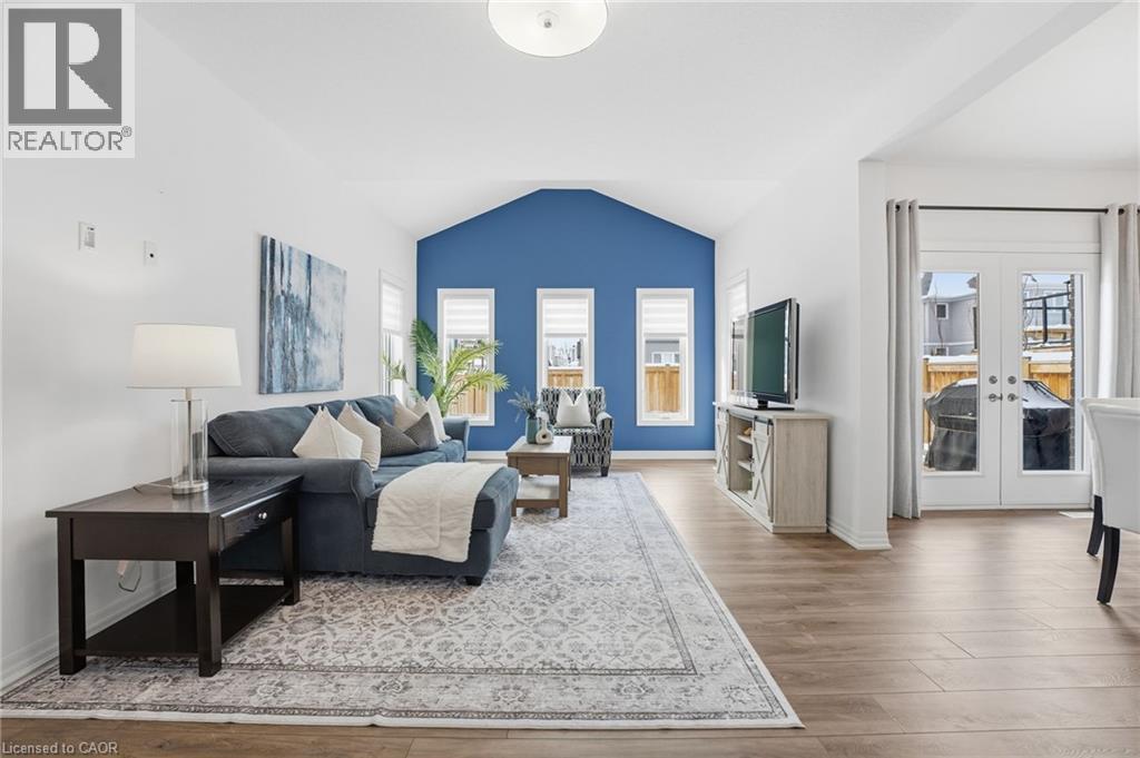 1 BAWCUTT Crescent, Paris, Ontario, N3L0G7 — Photo 8