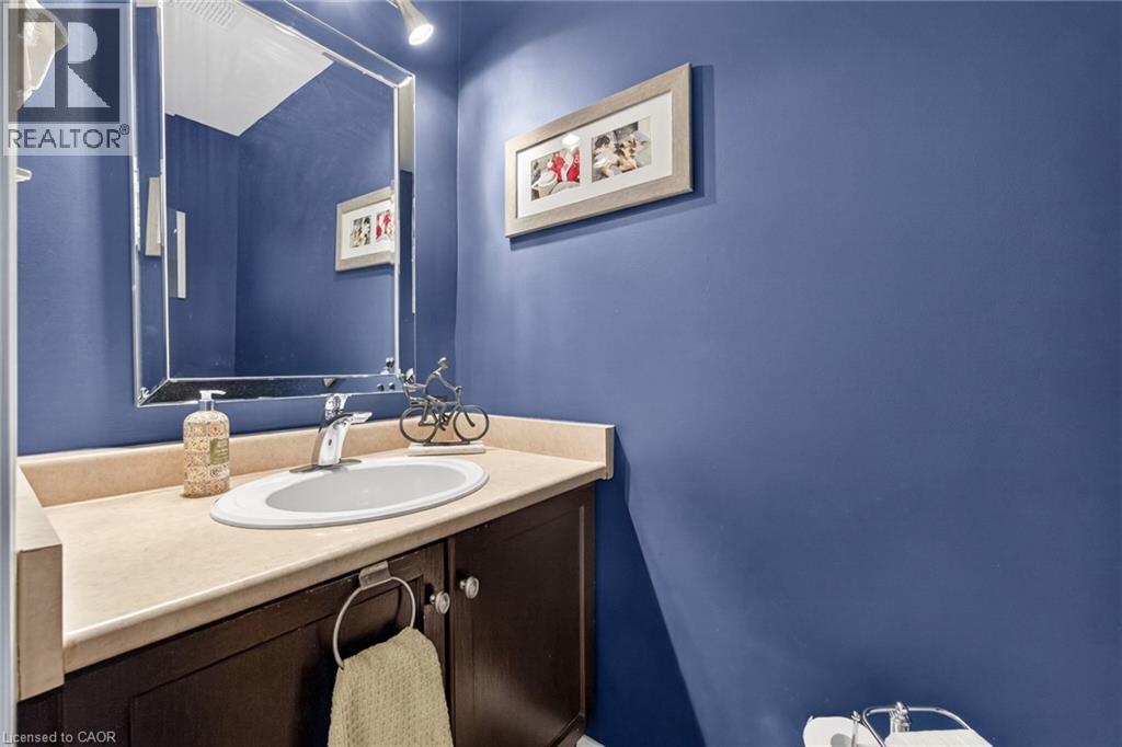 537 BEAVER CREEK Crescent, Waterloo, Ontario, N2V2J7 — Photo 14