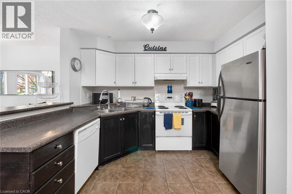 537 BEAVER CREEK Crescent, Waterloo, Ontario, N2V2J7 — Photo 17