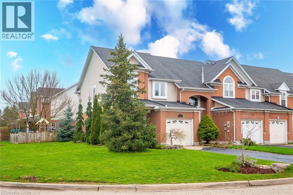 537 BEAVER CREEK Crescent, Waterloo, Ontario, N2V2J7 — Photo 2