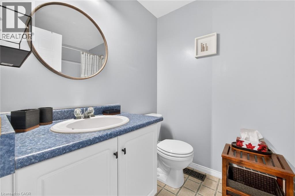 537 BEAVER CREEK Crescent, Waterloo, Ontario, N2V2J7 — Photo 40