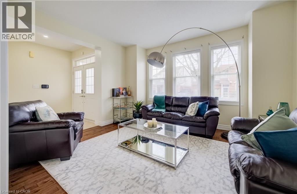 76 GLAZEBROOK Crescent, Cambridge, Ontario, N1T2H8 — Photo 6