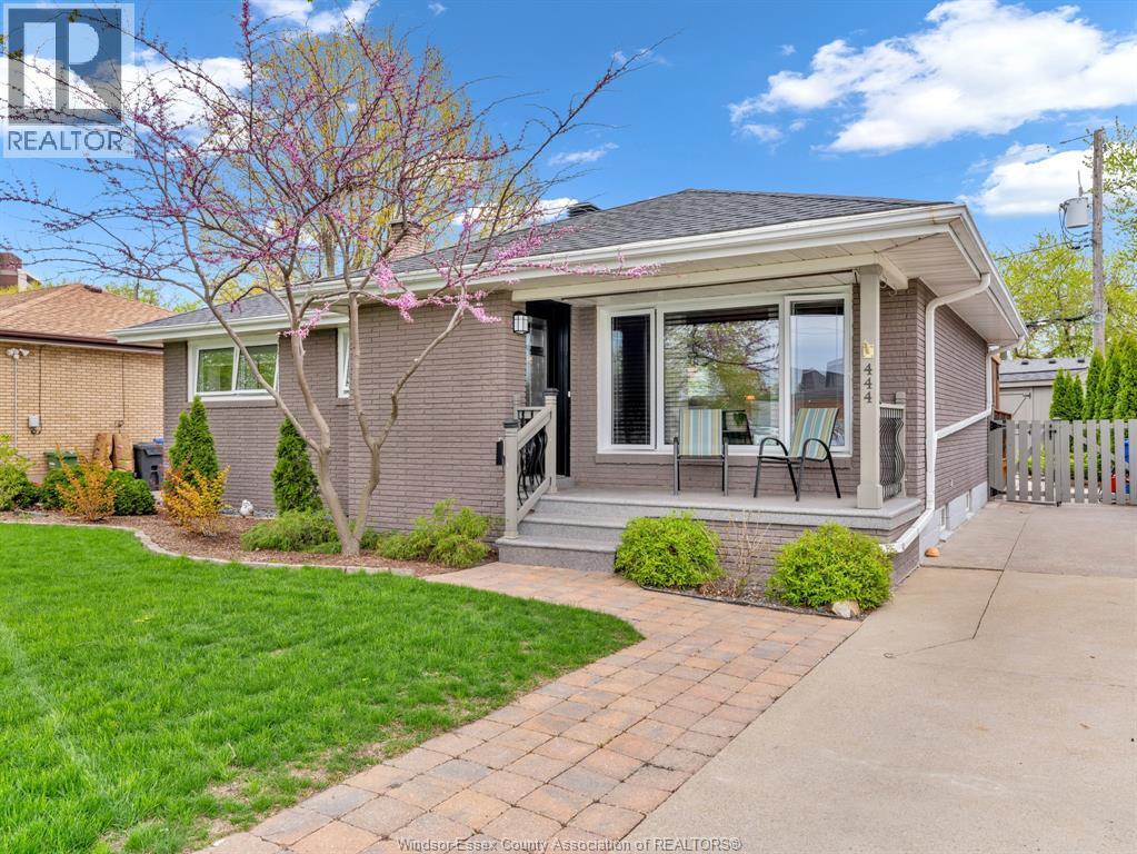 444 LORI STREET, Windsor, Ontario, N8S3Y2 — Photo 2