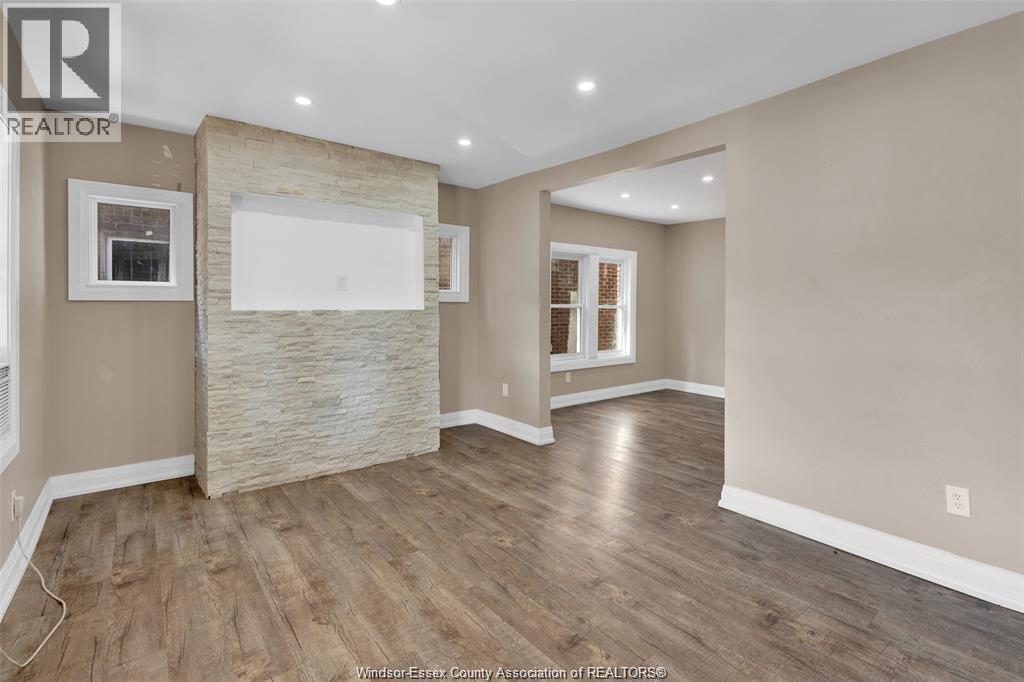 1374 GOYEAU STREET Unit# MAIN, Windsor, Ontario, N8X3L1 — Photo 3