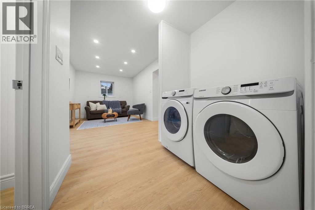8 MAIN Street, Brantford, Ontario, N3R3X2 — Photo 17