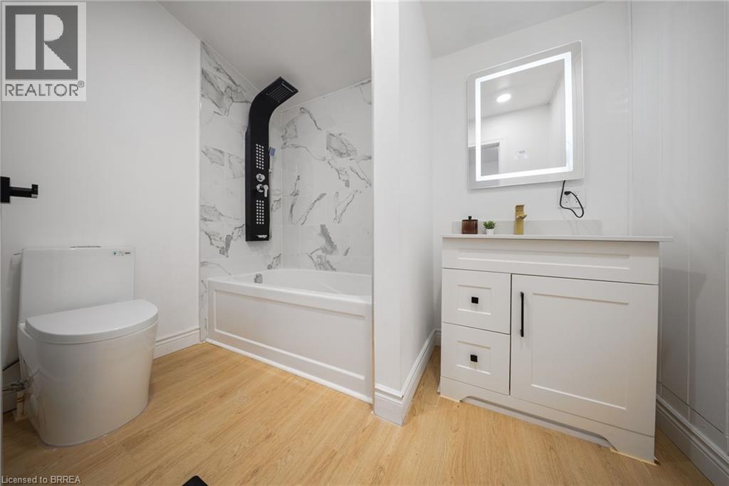 8 MAIN Street, Brantford, Ontario, N3R3X2 — Photo 18