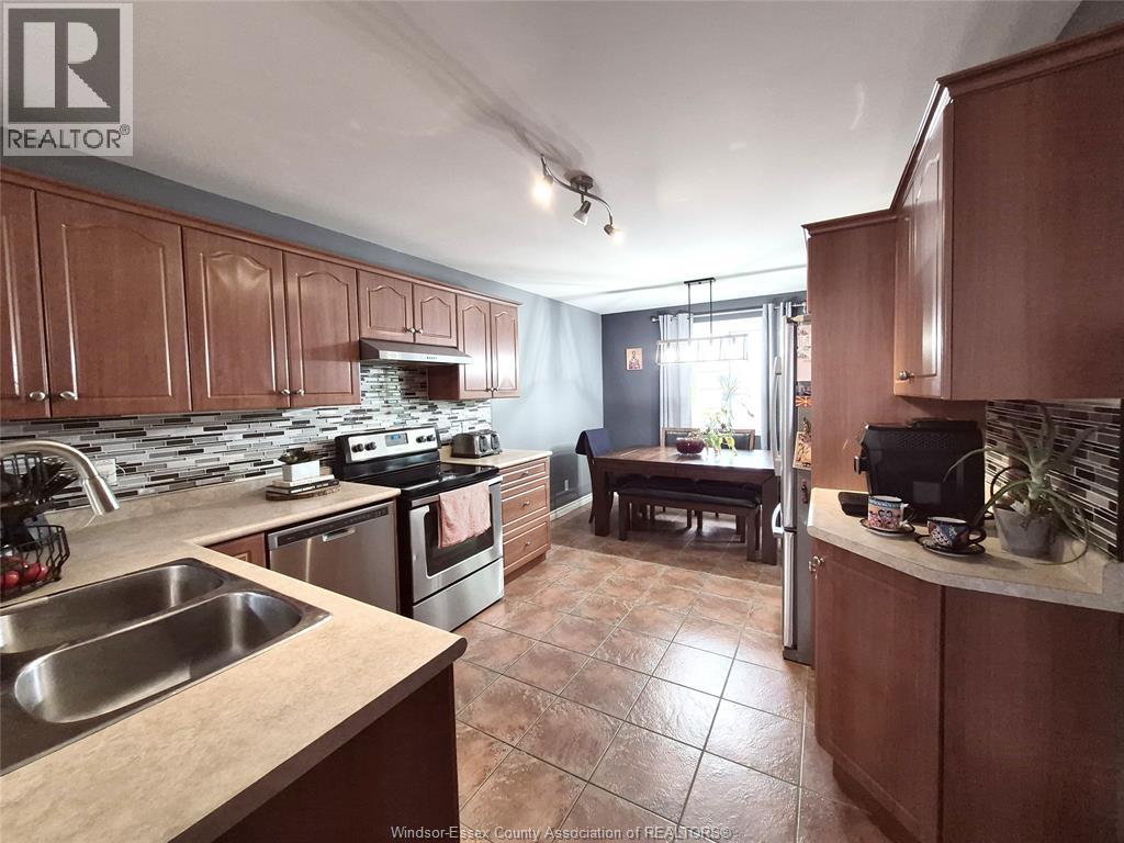 2514 DUNESHILL AVENUE, Windsor, Ontario, N8P1Y2 — Photo 6