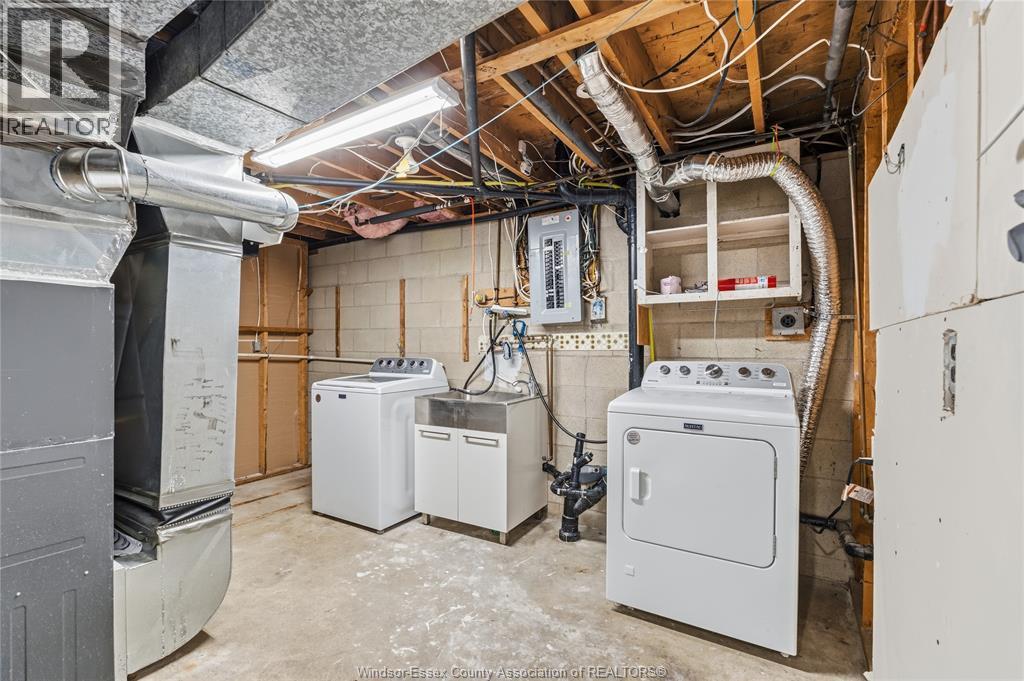 2989 REGIS AVENUE Unit# LOWER, Windsor, Ontario, N8R1V7 — Photo 13