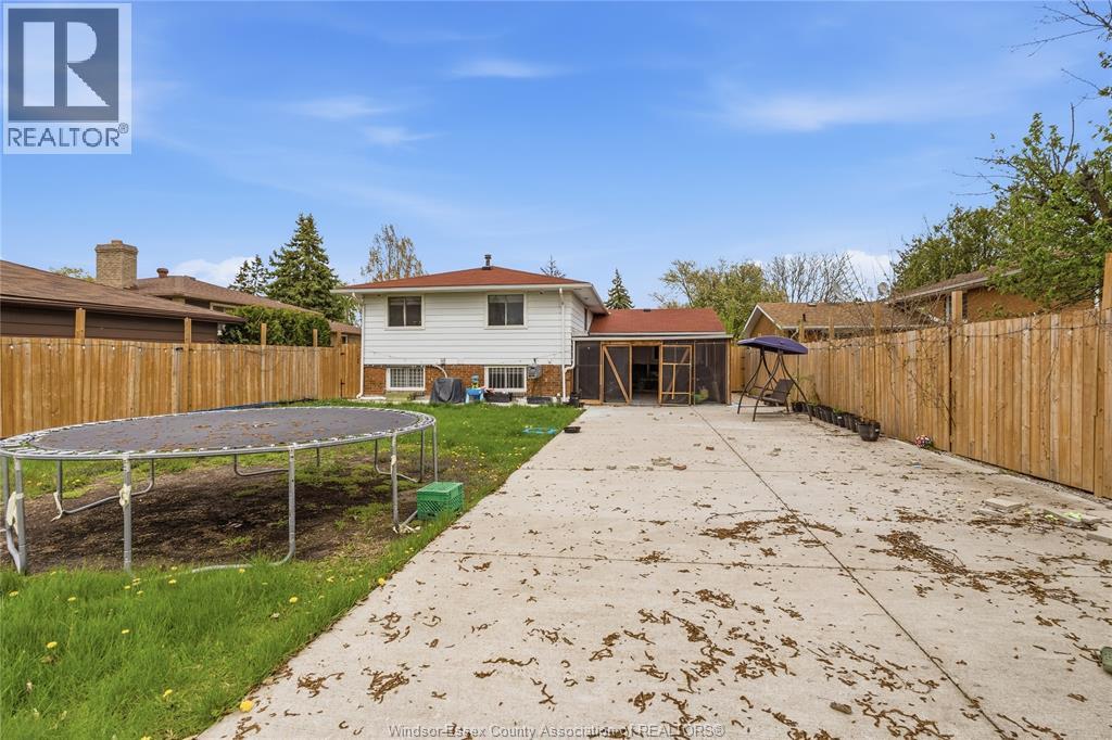 2989 REGIS AVENUE Unit# LOWER, Windsor, Ontario, N8R1V7 — Photo 15