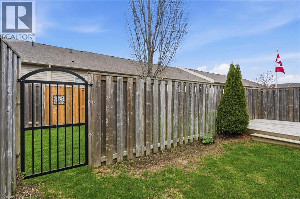 3 ECKER Lane, Binbrook, Ontario, L0R1C0 — Photo 46