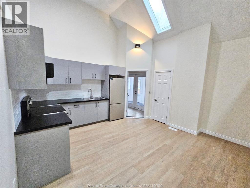 3216 MANCHESTER ROAD Unit# 2, Windsor, Ontario, N9C1X9 — Photo 5