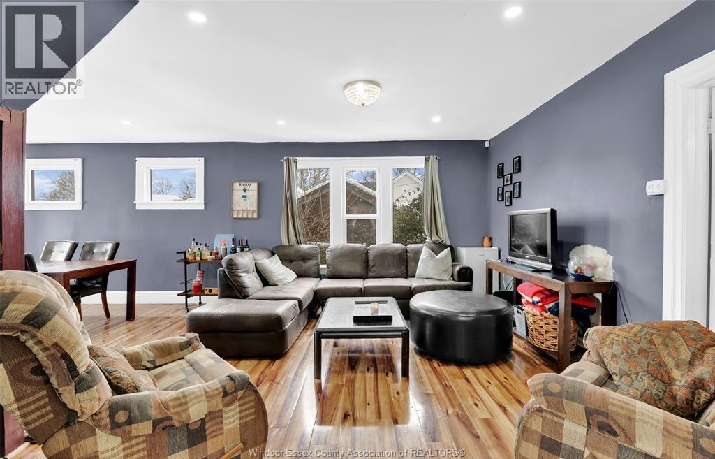 3484 PETER STREET, Windsor, Ontario, N9C1J3 — Photo 5