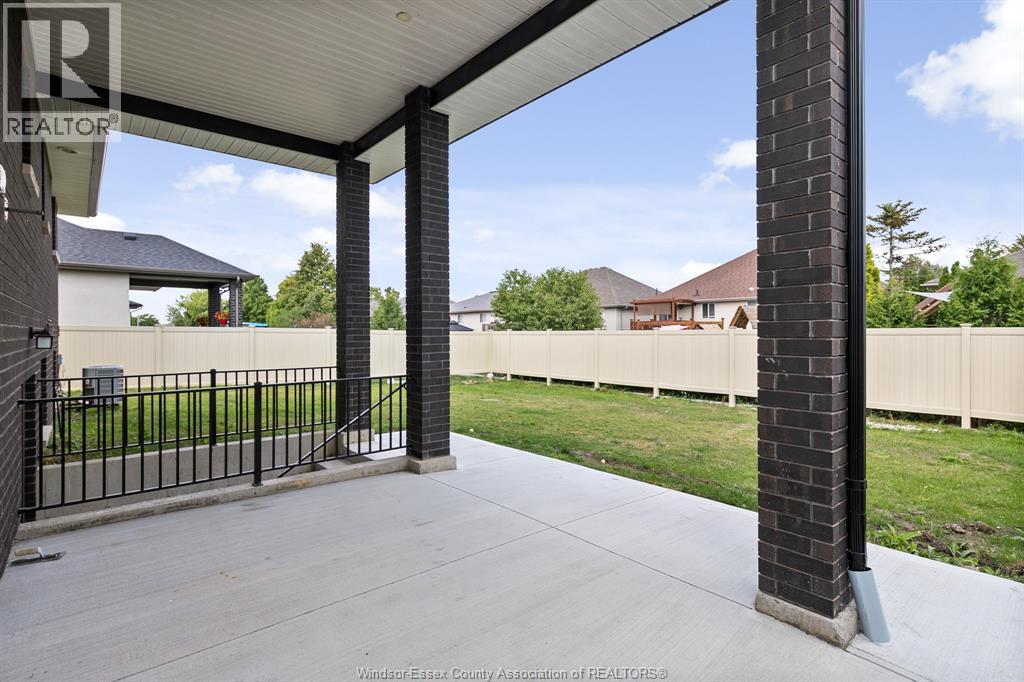 1114 CHATEAU, Windsor, Ontario, N8R0A6 — Photo 33