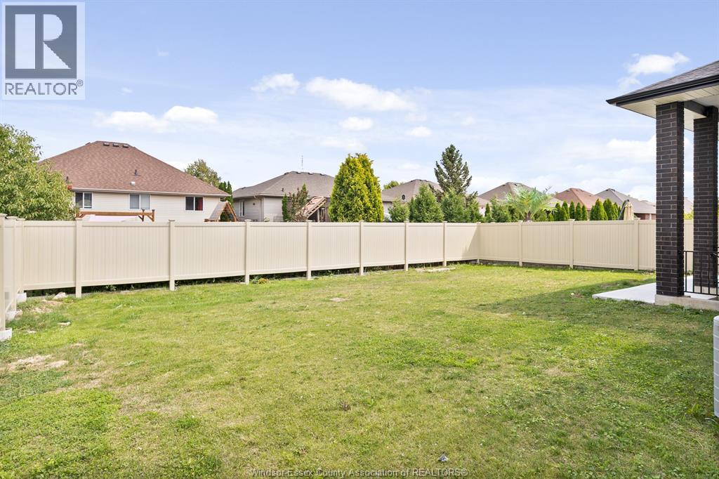 1114 CHATEAU, Windsor, Ontario, N8R0A6 — Photo 38