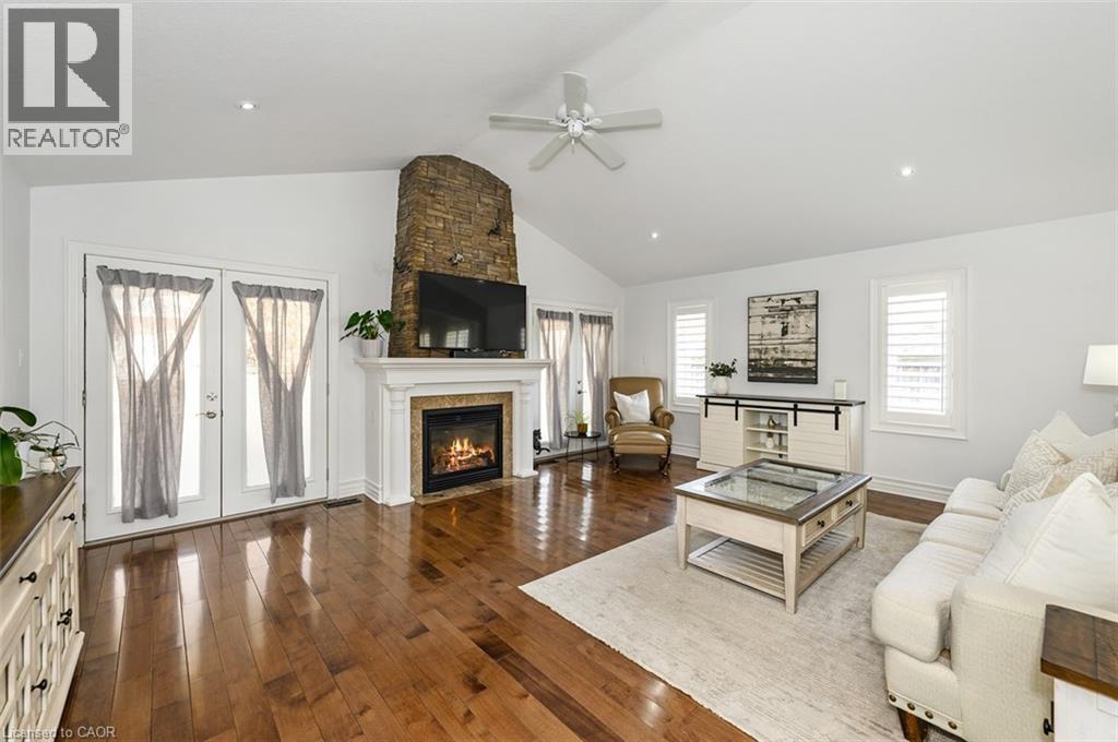 27 CARVER Drive, Binbrook, Ontario, L0R1C0 — Photo 13