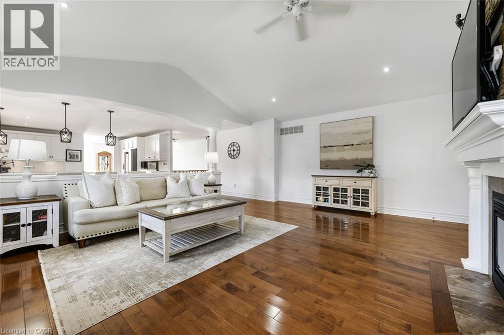 27 CARVER Drive, Binbrook, Ontario, L0R1C0 — Photo 17