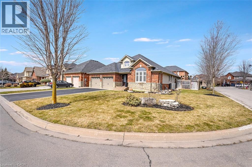 27 CARVER Drive, Binbrook, Ontario, L0R1C0 — Photo 3