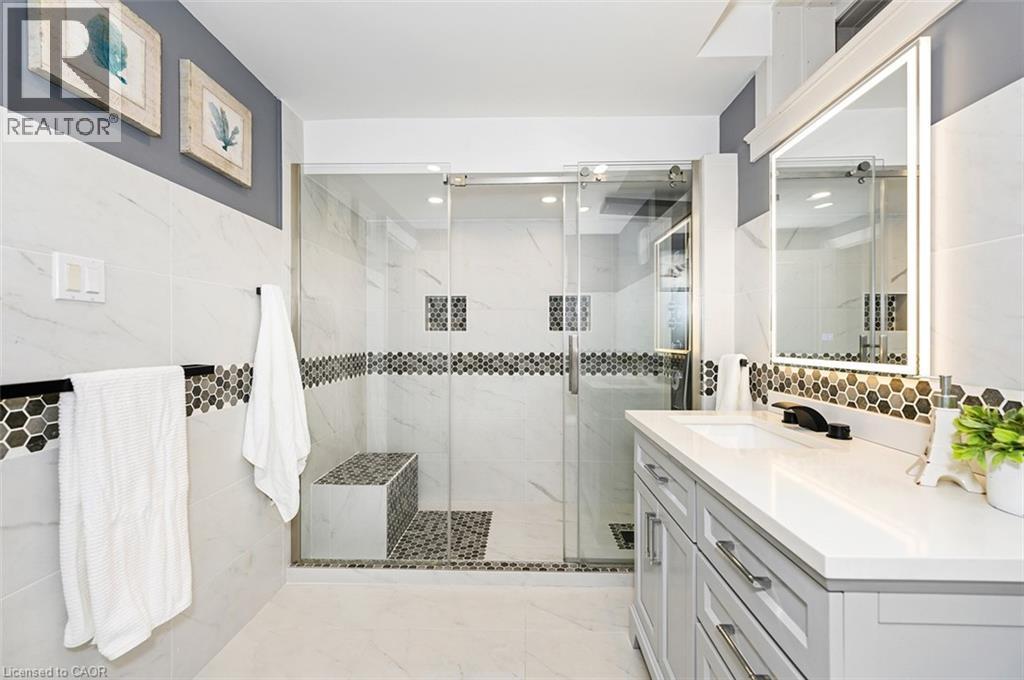 27 CARVER Drive, Binbrook, Ontario, L0R1C0 — Photo 33