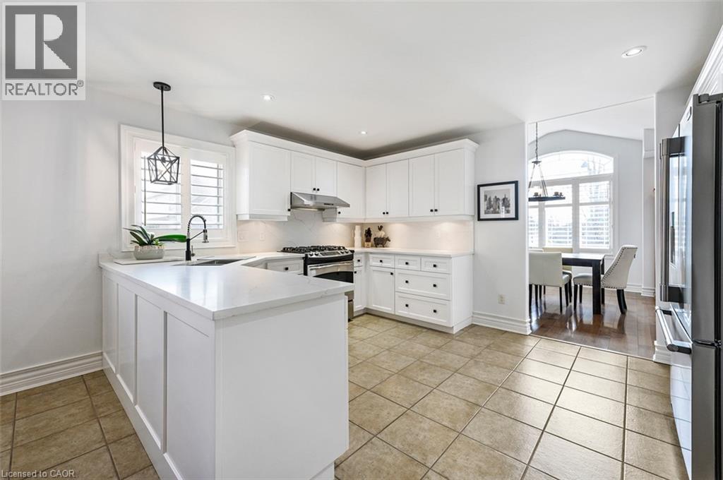 27 CARVER Drive, Binbrook, Ontario, L0R1C0 — Photo 8