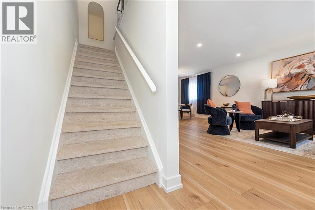 56 & 58 DELAWANA Drive, Hamilton, Ontario, L8E1G4 — Photo 5