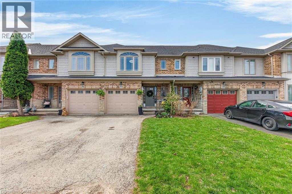 33 VOYAGER Pass, Binbrook, Ontario, L0R1C0 — Photo 2