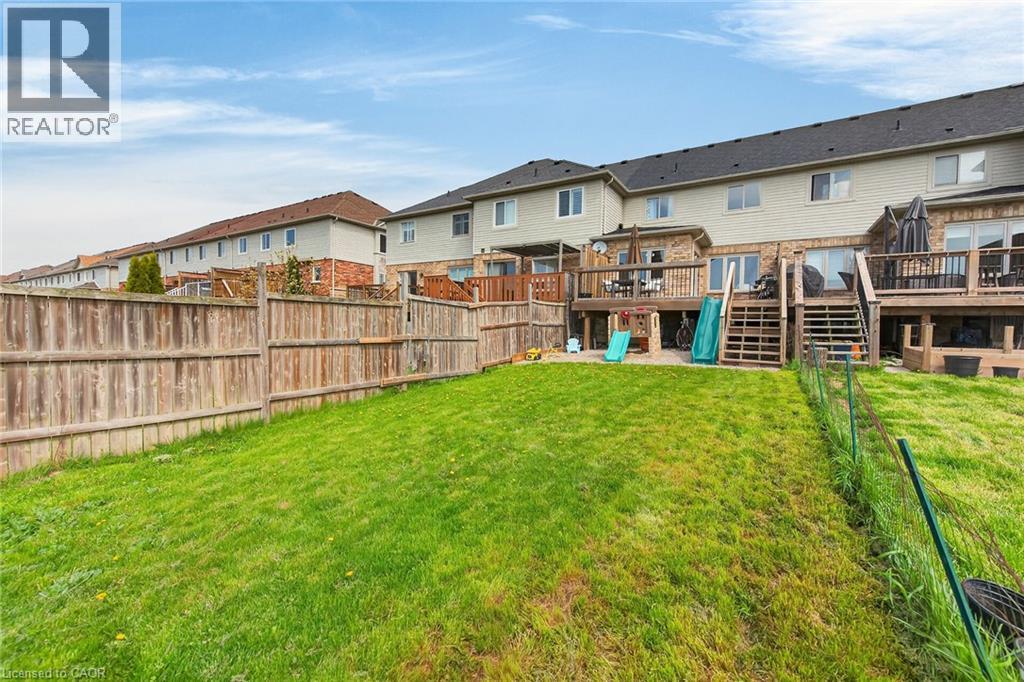 33 VOYAGER Pass, Binbrook, Ontario, L0R1C0 — Photo 35