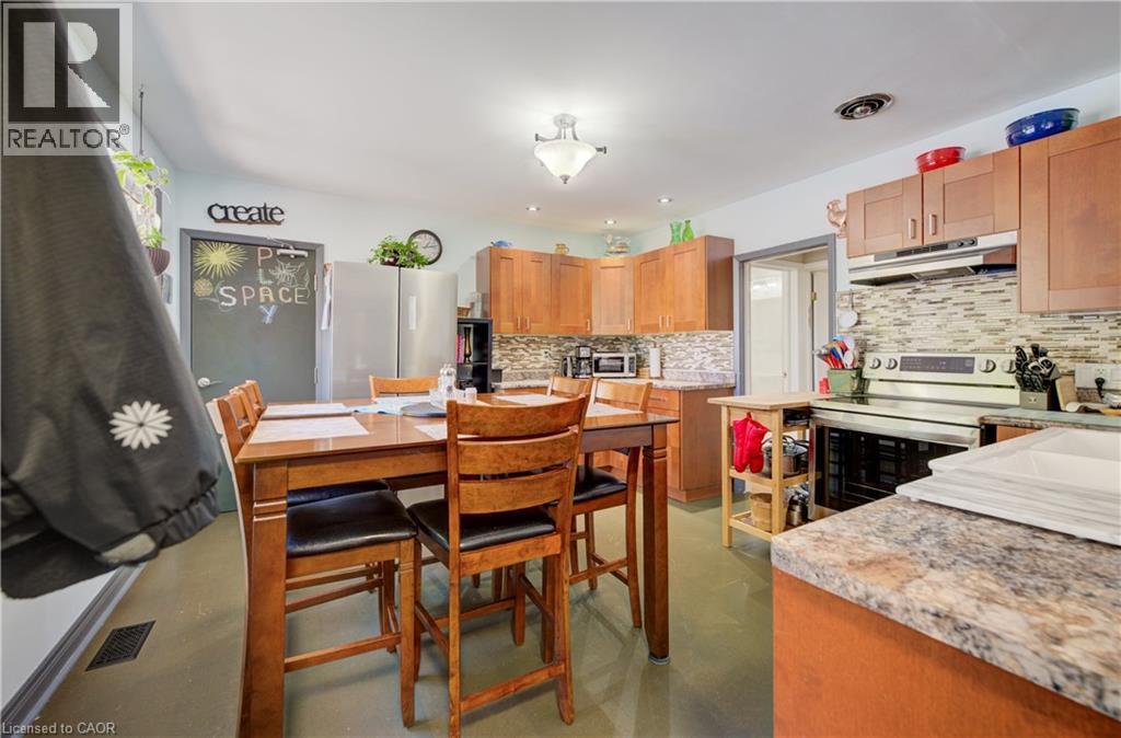 251 SHELDON Avenue N, Kitchener, Ontario, N2H3M9 — Photo 13