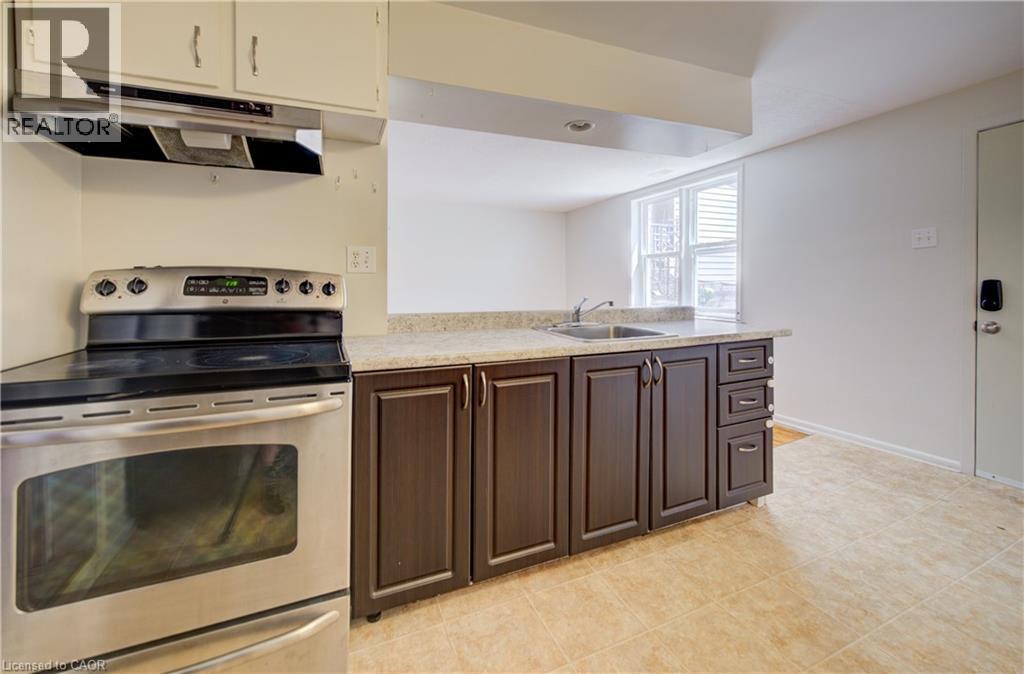 251 SHELDON Avenue N, Kitchener, Ontario, N2H3M9 — Photo 35