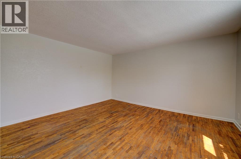 251 SHELDON Avenue N, Kitchener, Ontario, N2H3M9 — Photo 38